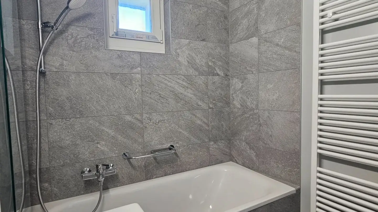 Single house for rent - Sur Les Quais, 1342 Le Pont - Photo 2