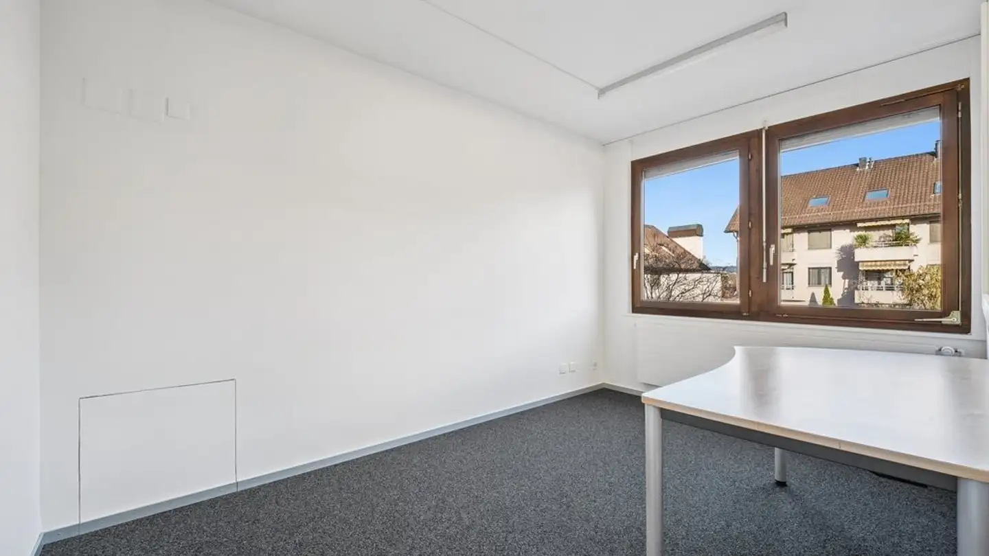 Bureau à louer - Bahnstrasse 18, 8603 Schwerzenbach - Photo 3