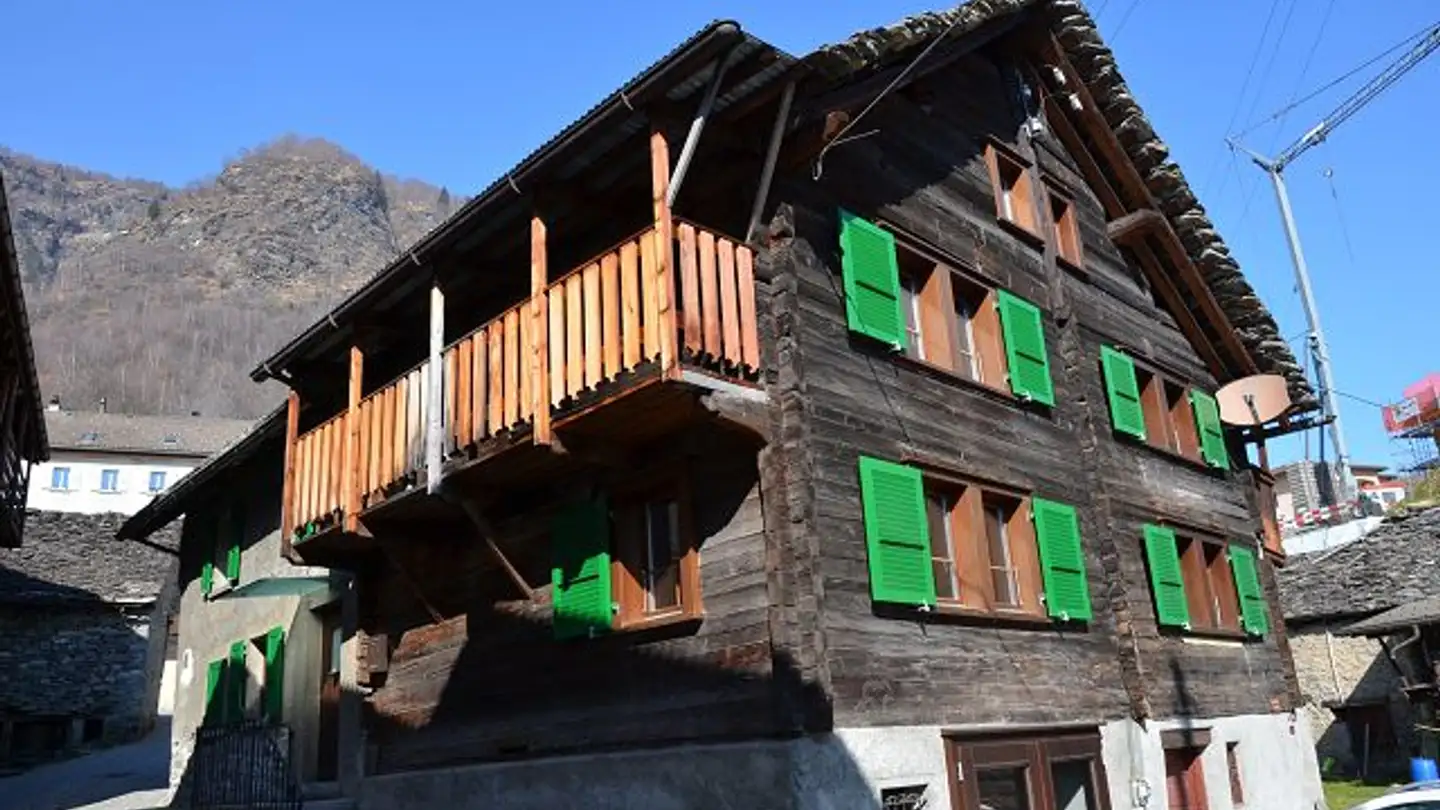 Casa bifamiliare in vendita - Nucleo, 6747 Chironico