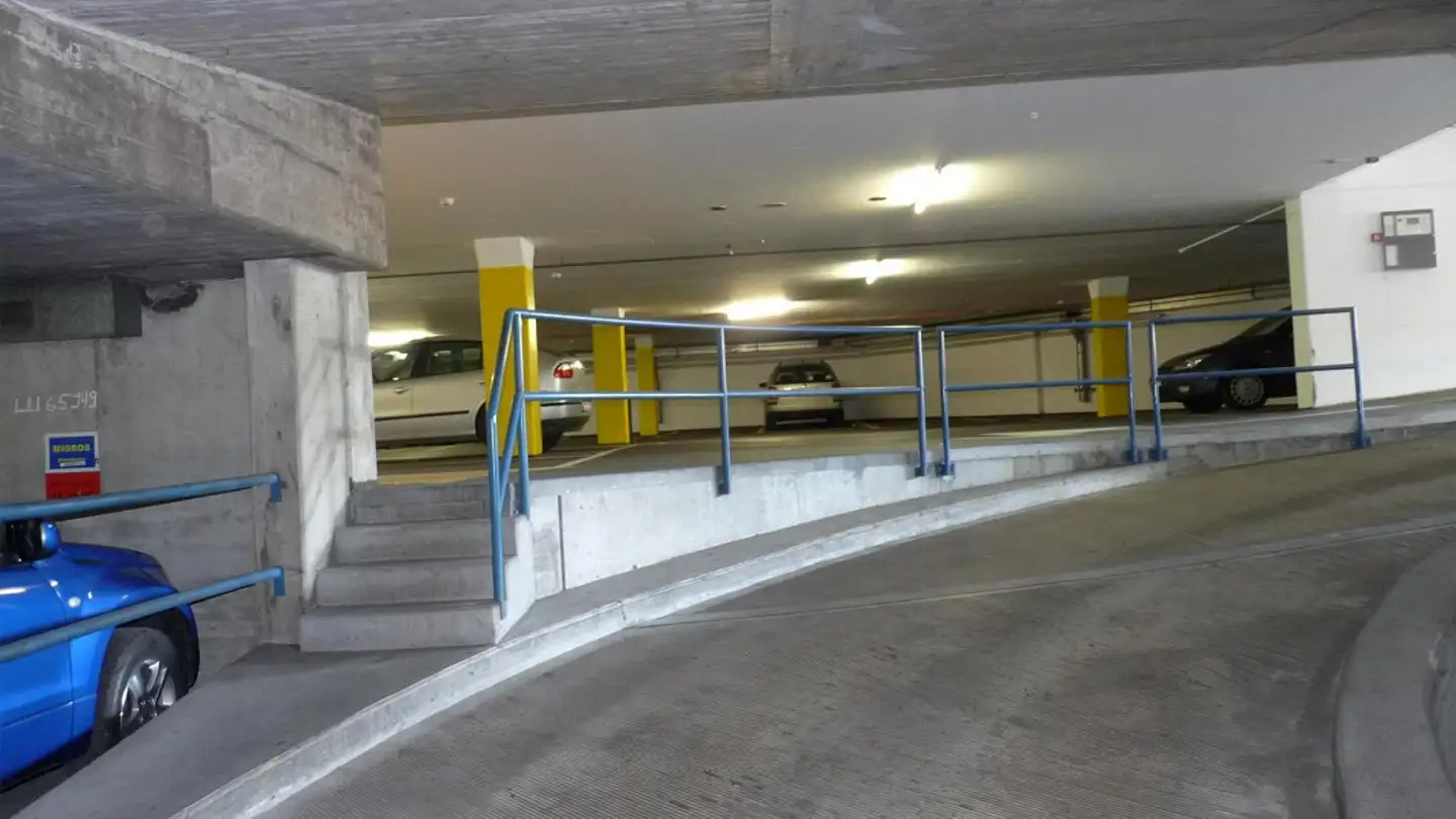 Tiefgaragenstellplatz mieten - Bahnhofstrasse, 4900 Langenthal - Foto 4