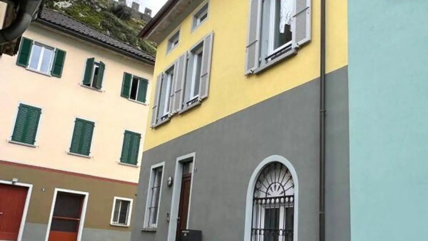 Single house for rent - Viale Portone, 6500 Bellinzona - Photo 2