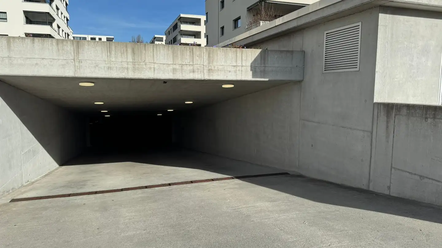 Underground parking space for rent - Beundengasse 22i, 3250 Lyss