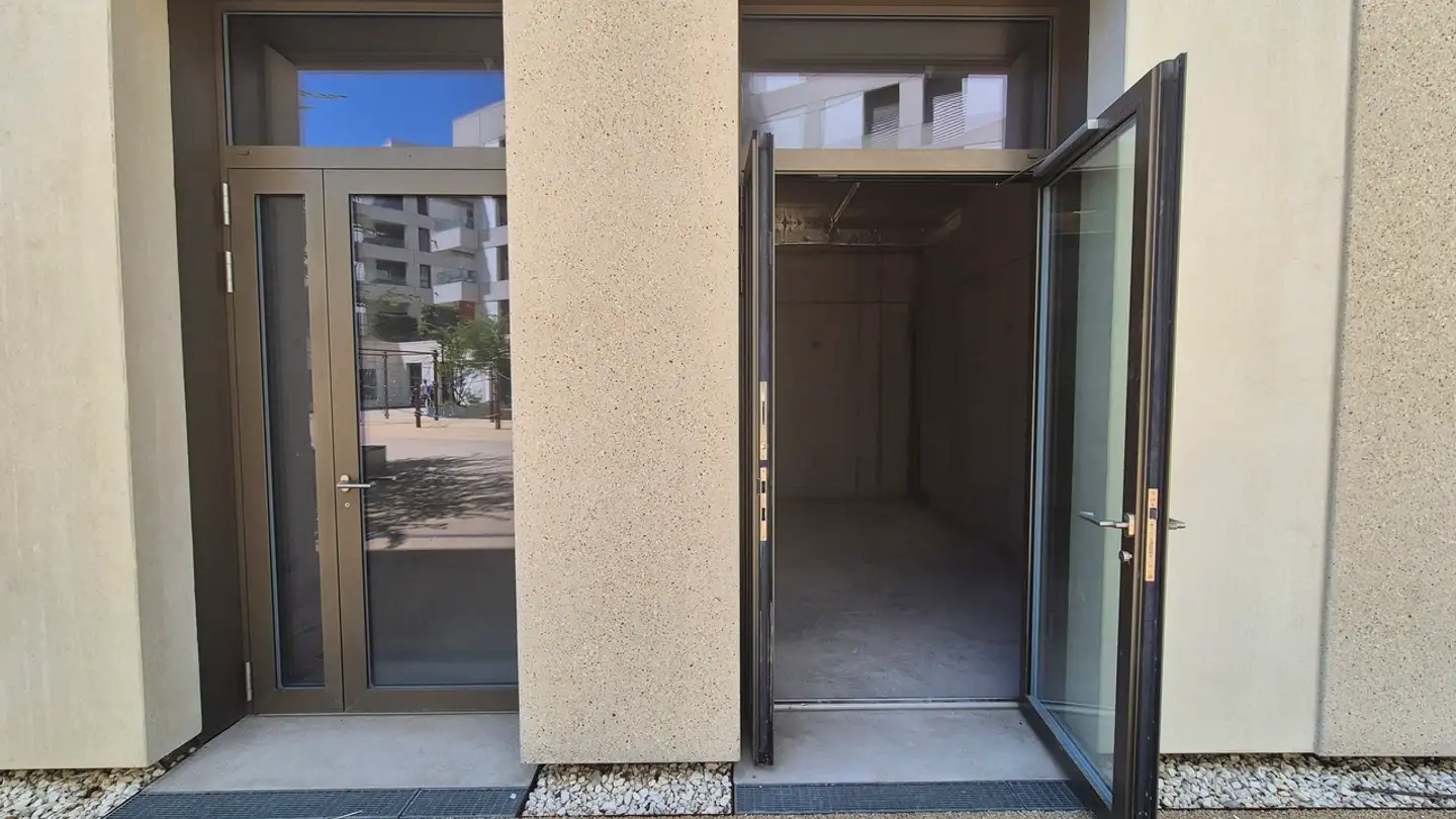 Commerciale in affitto - Rue Des Comtes, 1680 Romont FR - Photo 2