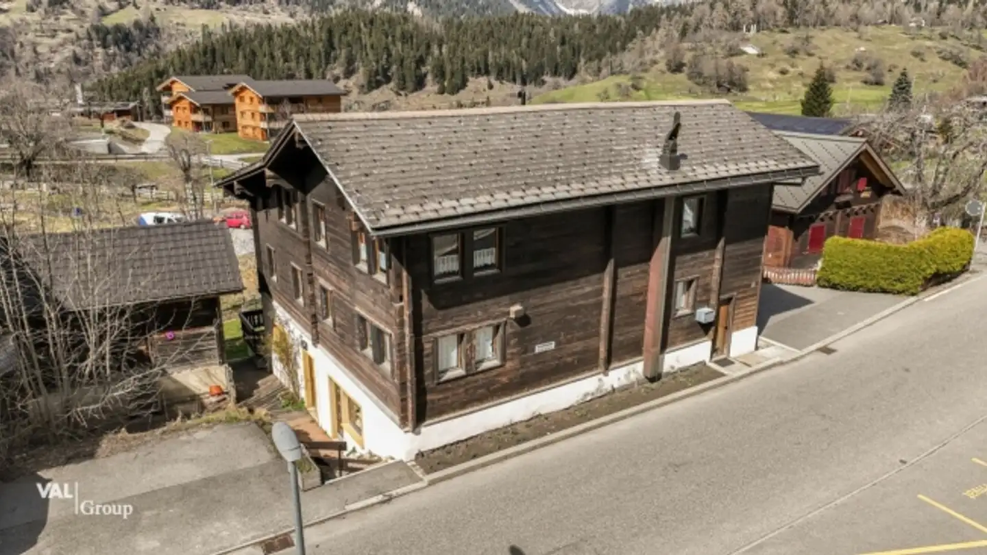Immeuble mixte à vendre - 3995 Ernen