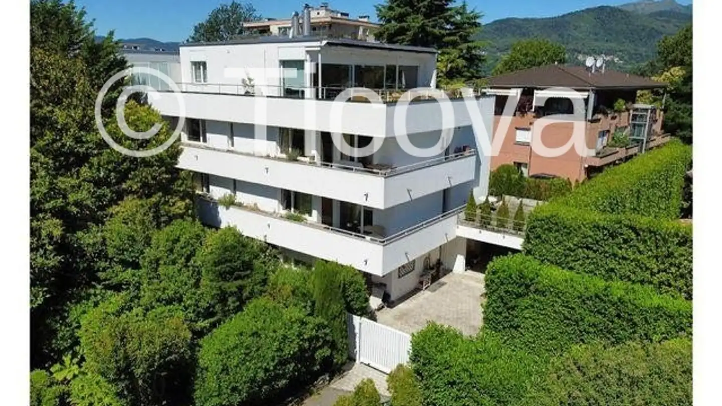 Residential building for sale - 6925 Gentilino