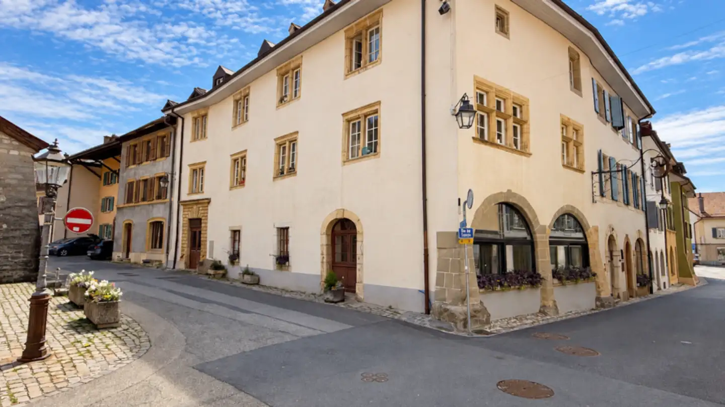 Mischgenutztes Gebäude kaufen - 1304 Cossonay-Ville