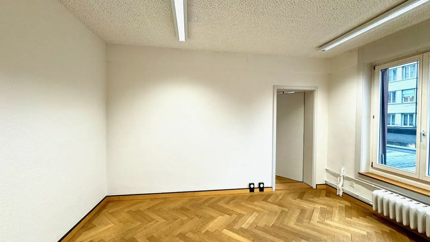 Bürofläche mieten - Rue De La Gare / Bahnhofstrasse 12, 2502 Biel/Bienne - Foto 4