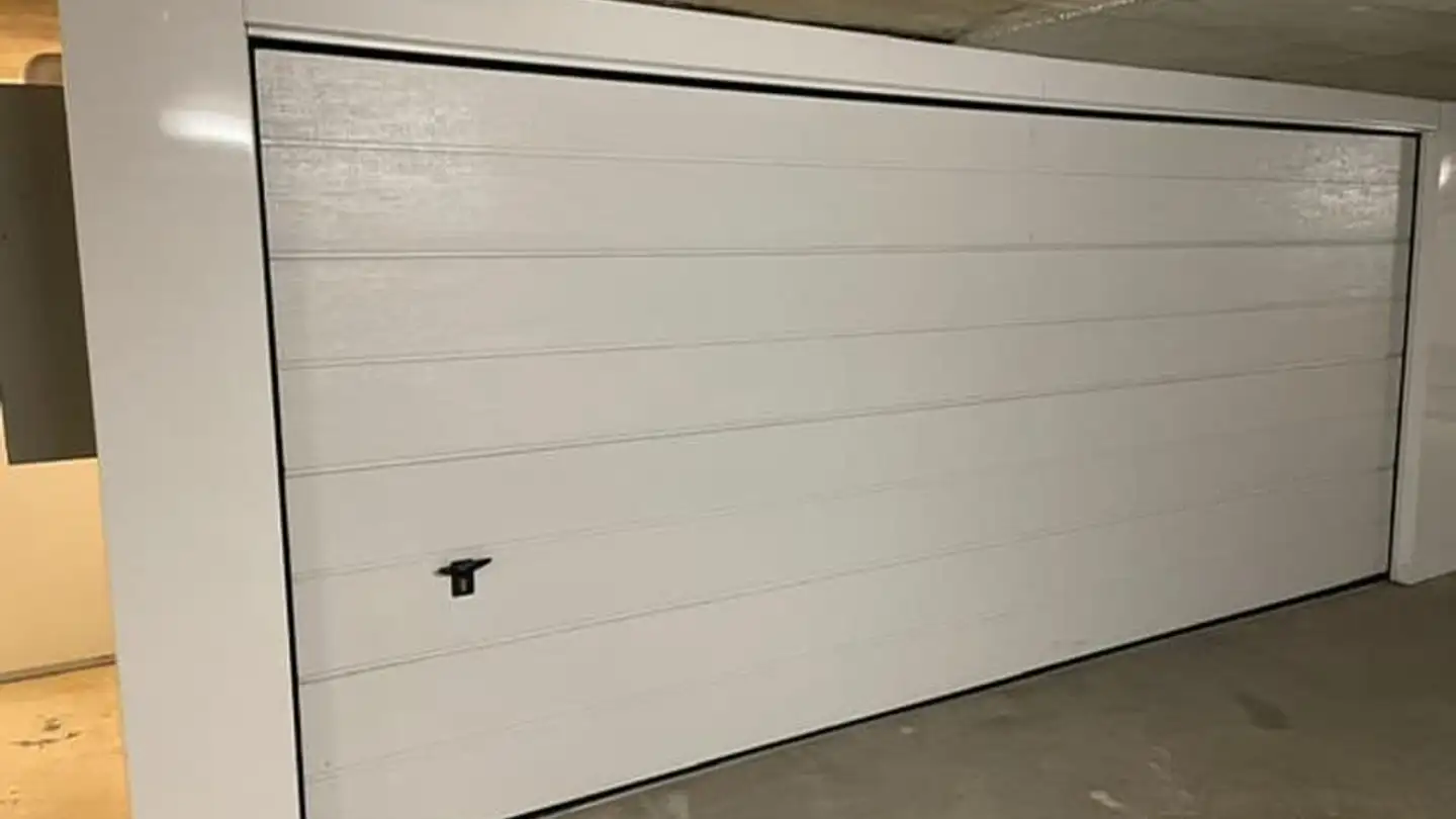 Garage individuel à louer - Avenue De Beaulieu 26, 1180 Rolle