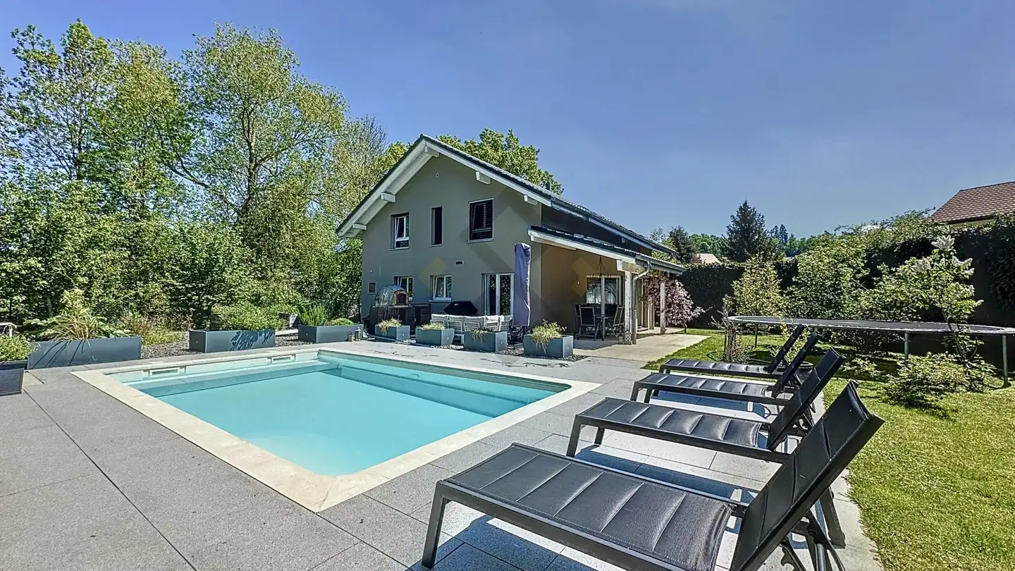 Single house for sale - 1772 Grolley