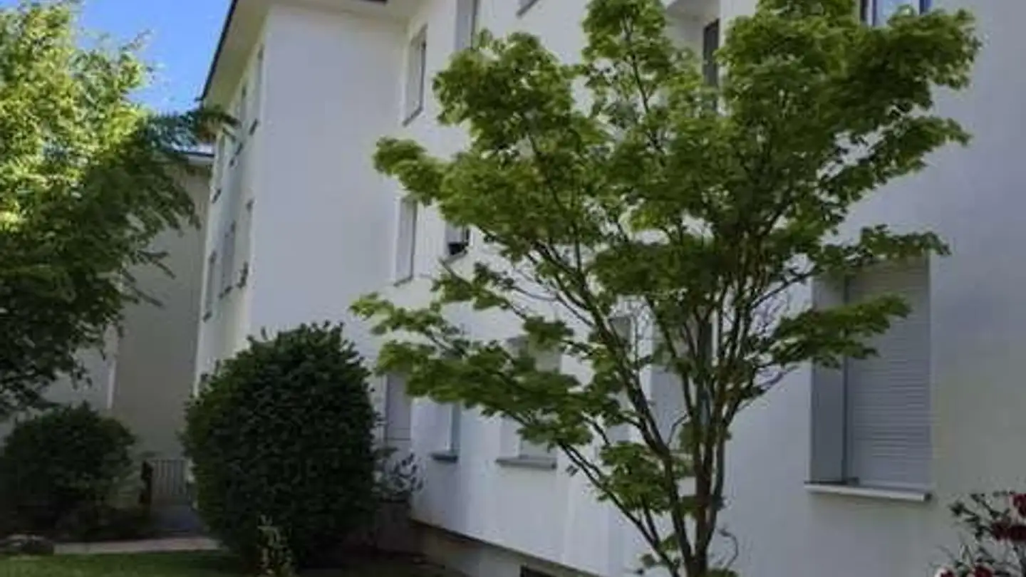 Tiefgaragenstellplatz mieten - Stodolastrasse 7, 8053 Zürich