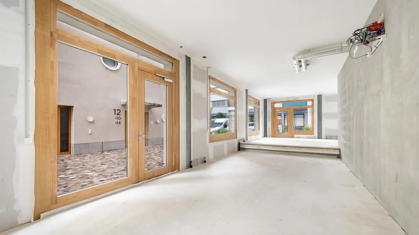 Bureau à louer - Badenerstrasse 682, 8048 Zürich