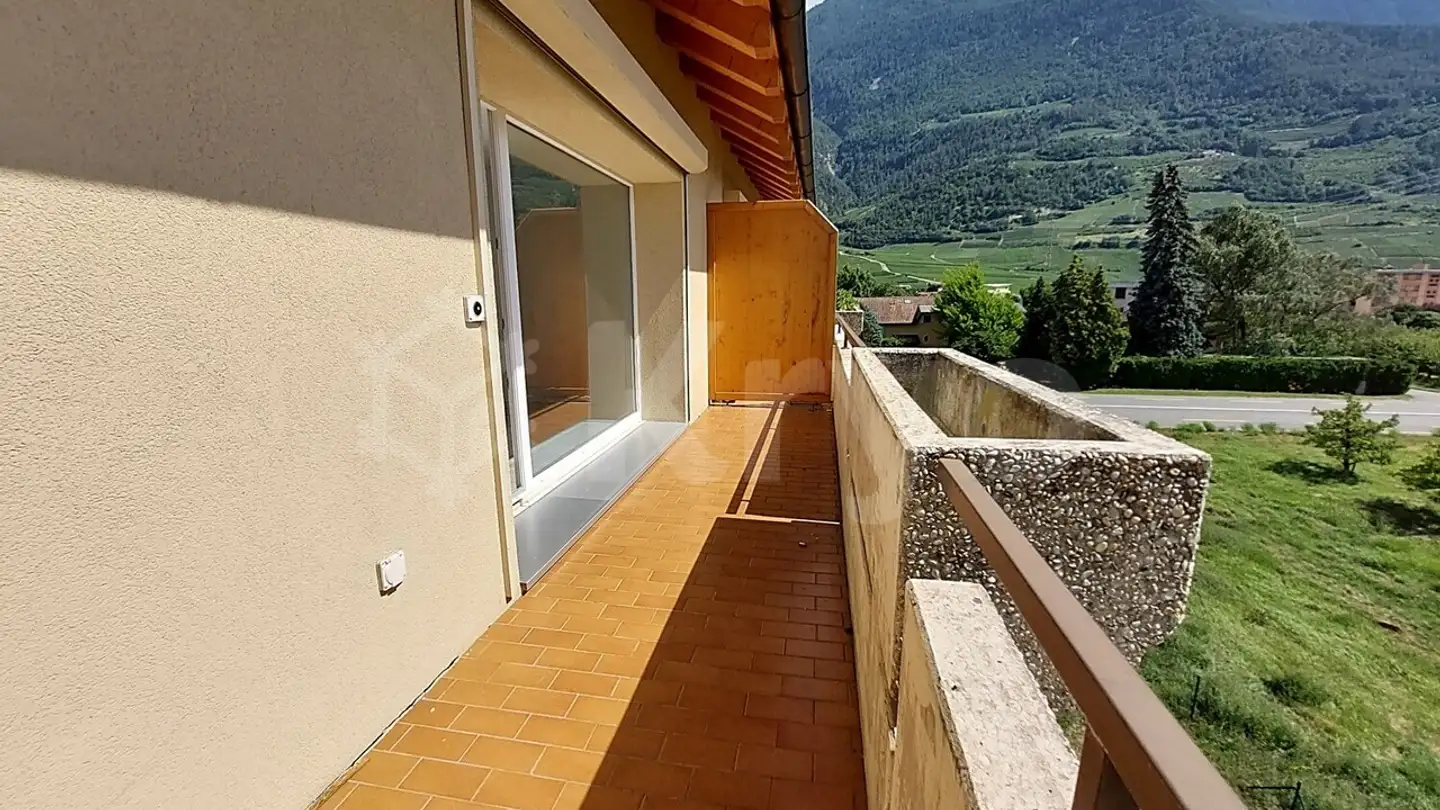 Appartamento in affitto - Route Du Simplon 53, 1907 Saxon - Photo 2