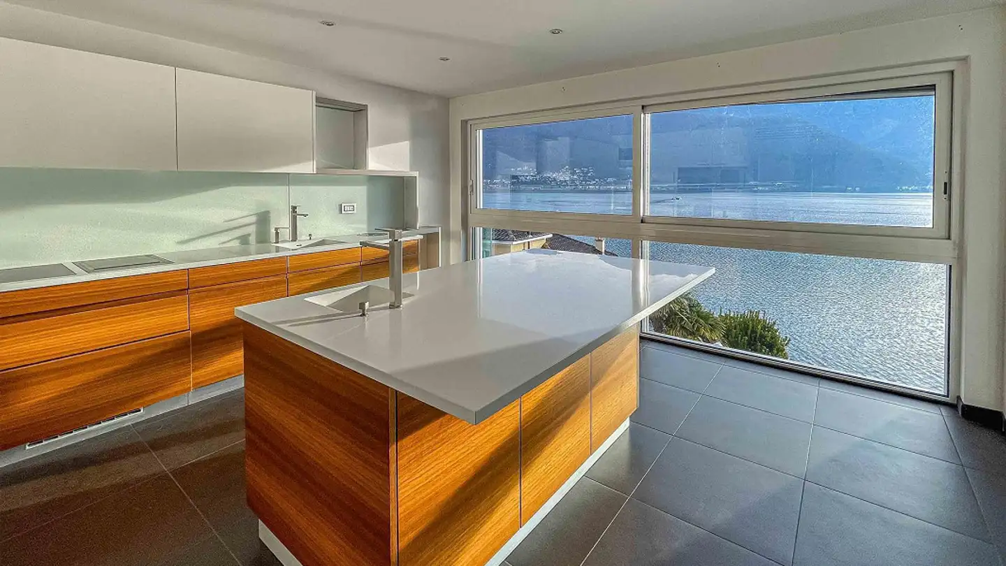 Penthouse for sale - Lungolago Giuseppe Motta, 6815 Melide