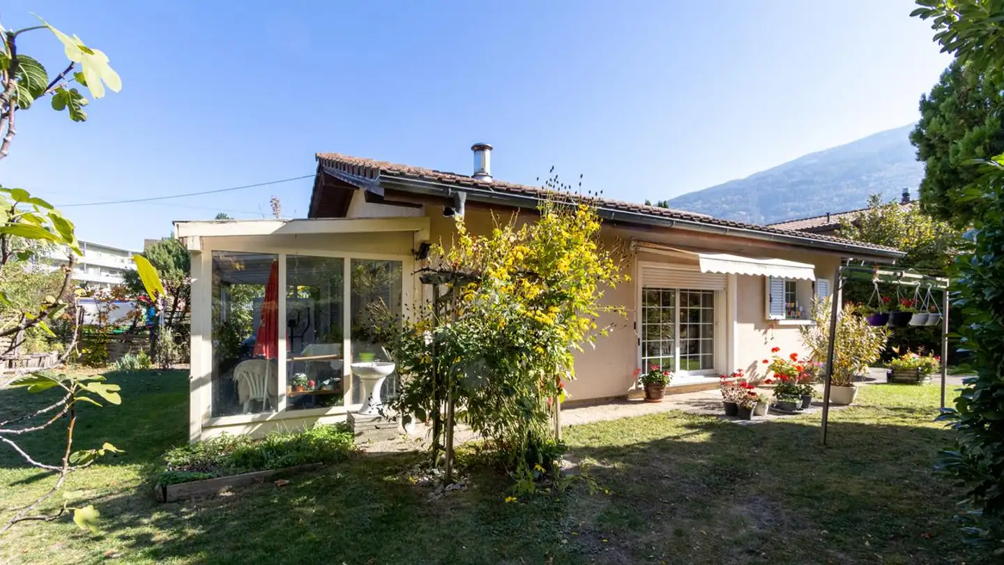 Single house for rent - Chemin De Châteauneuf 33, 1950 Sion