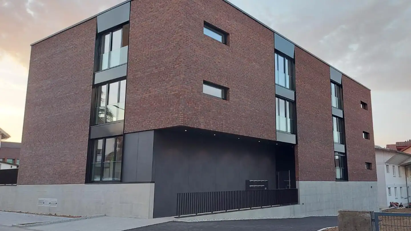 Tiefgaragenstellplatz mieten - Freiestrasse 24, 8580 Amriswil