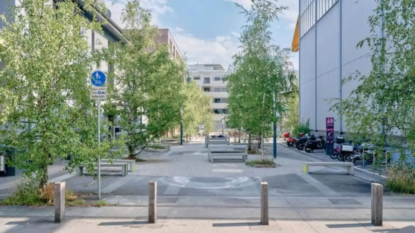 Commercial à louer - 1004 Lausanne - Photo 2