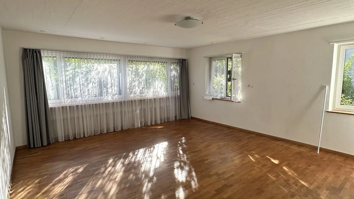 Commercial à louer - 8048 Zürich