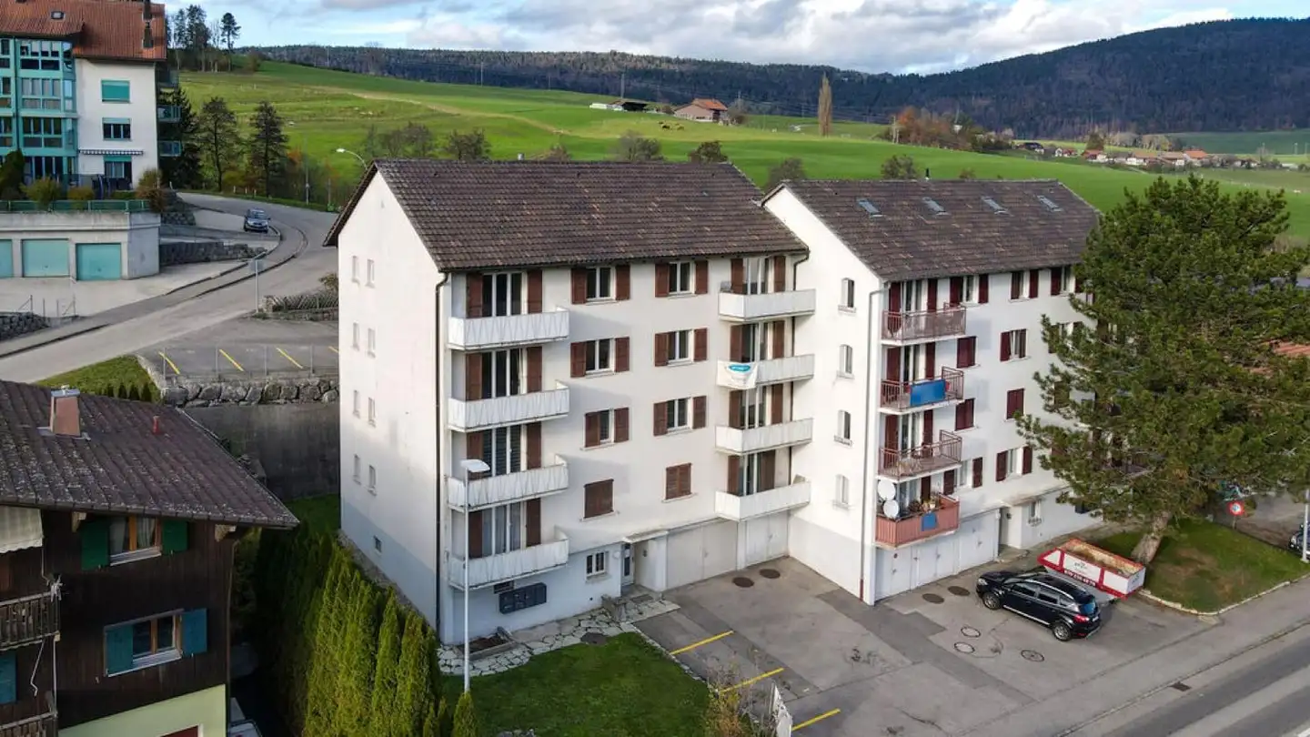 Mehrfamilienhaus kaufen - Route De Reconvilier 27, 2710 Tavannes - Foto 2