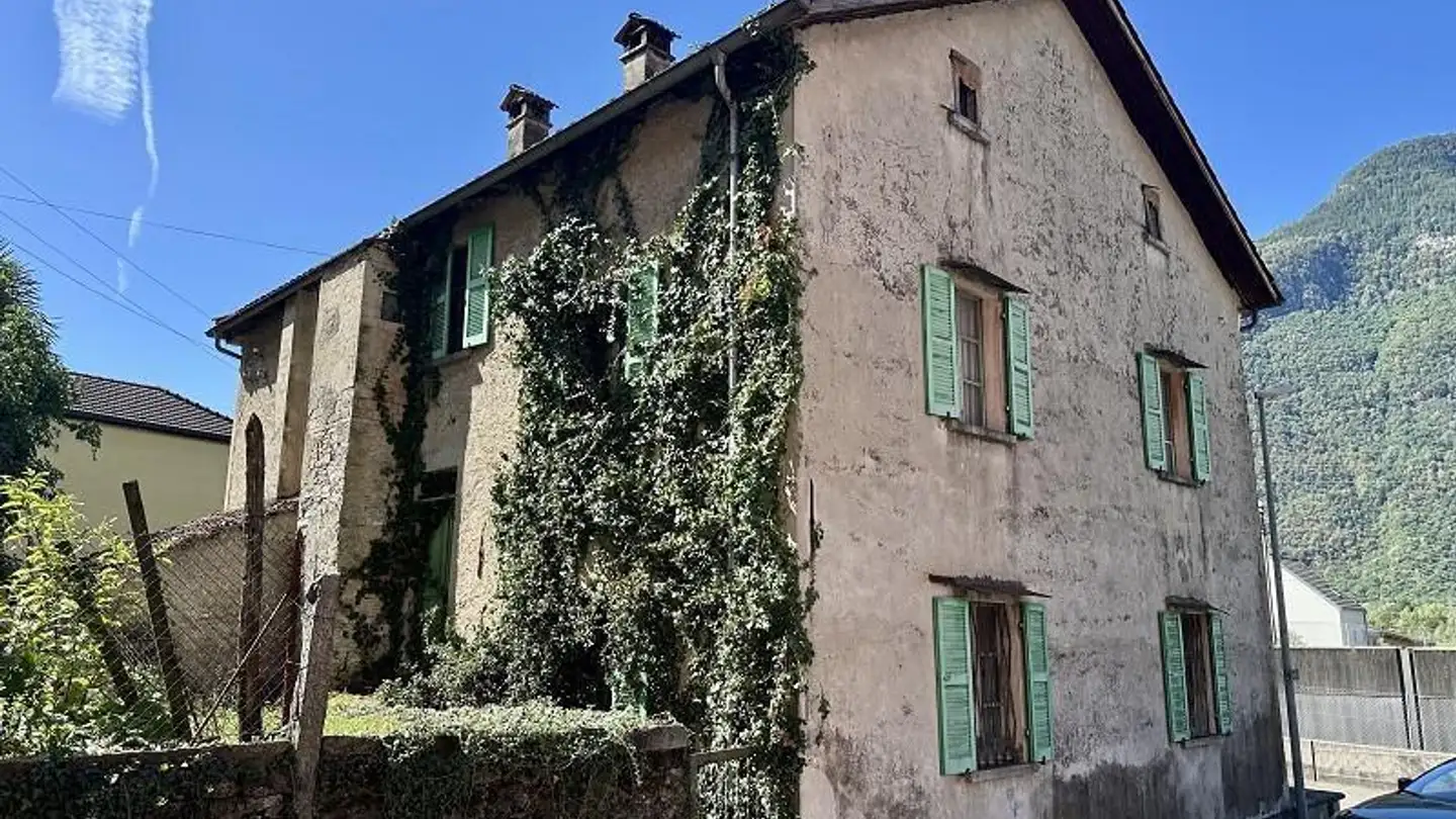 Immeuble résidentiel à vendre - 6705 Cresciano