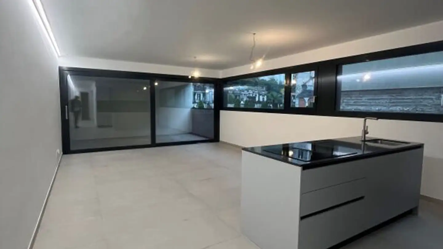 Appartamento in vendita - Via Valle Maggia 21, 6600 Locarno - Photo 2