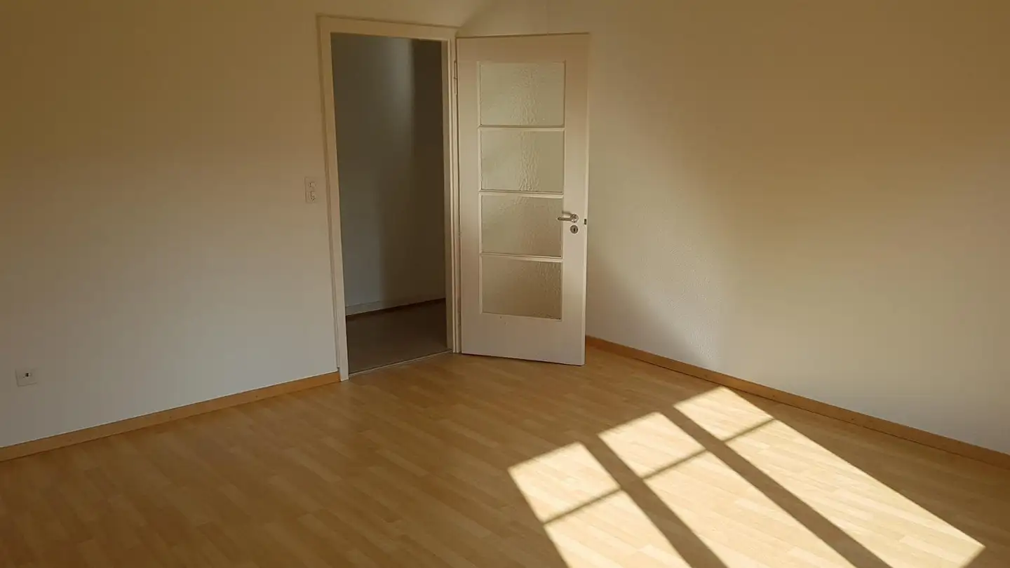 Wohnung mieten - Schmittenackerstrasse 6, 4448 Läufelfingen - Foto 2