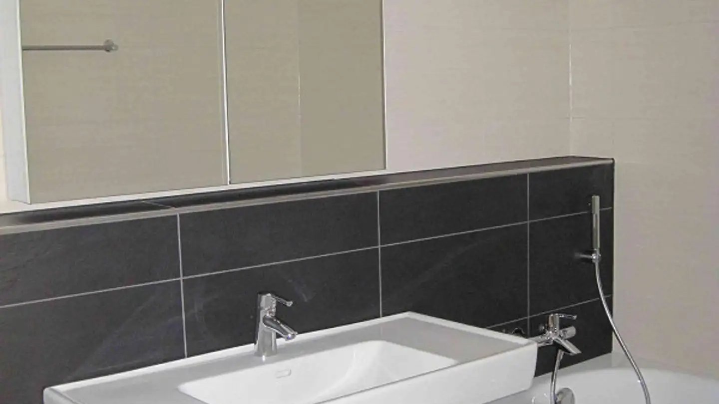 Appartement en terrasse à louer - Cholplatzweg 22b, 7203 Trimmis - Photo 3