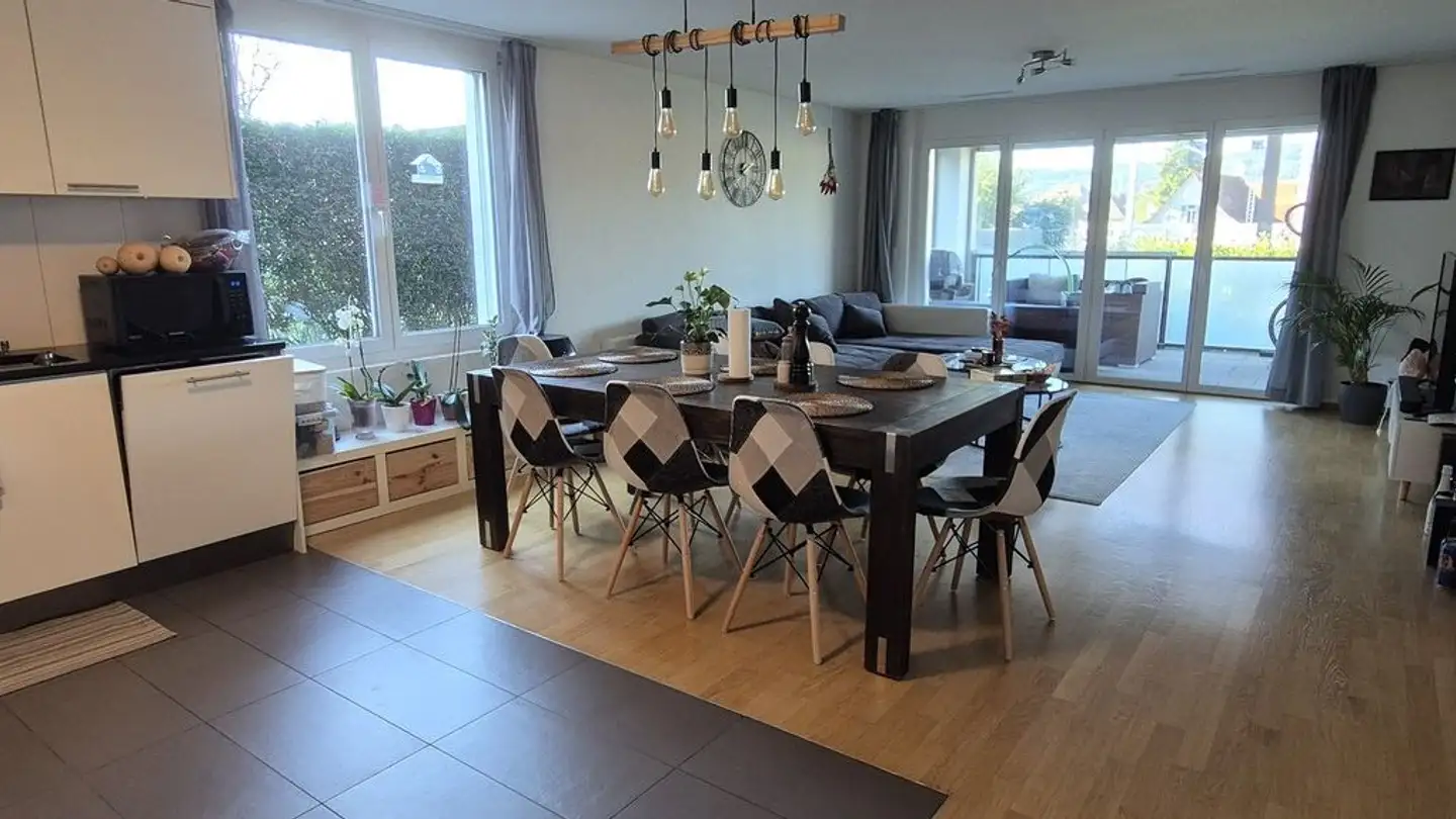 Wohnung mieten - Ueberlandstrasse 198, 8600 Dübendorf