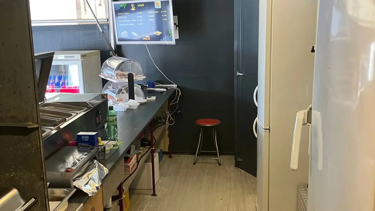 Shop for rent - 6213 Knutwil - Photo 4