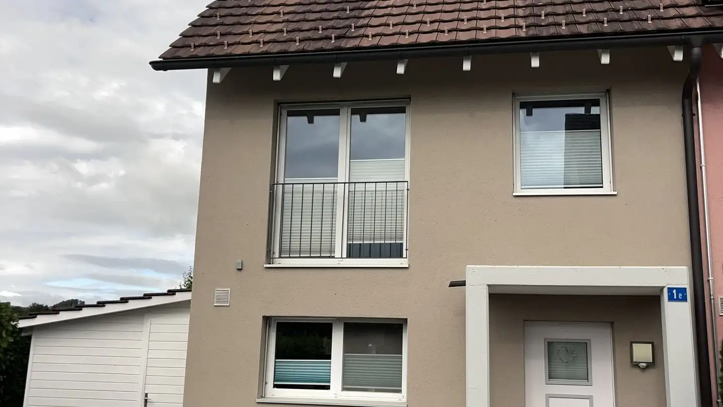 Casa a schiera in affitto - Kreuzackerstrasse 1e, 9536 Schwarzenbach SG