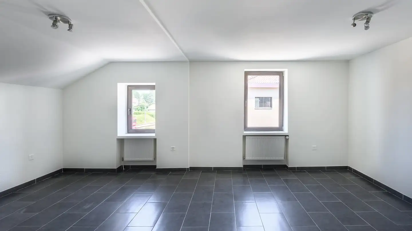 Appartement à louer - Place De La Gare 5, 2735 Malleray