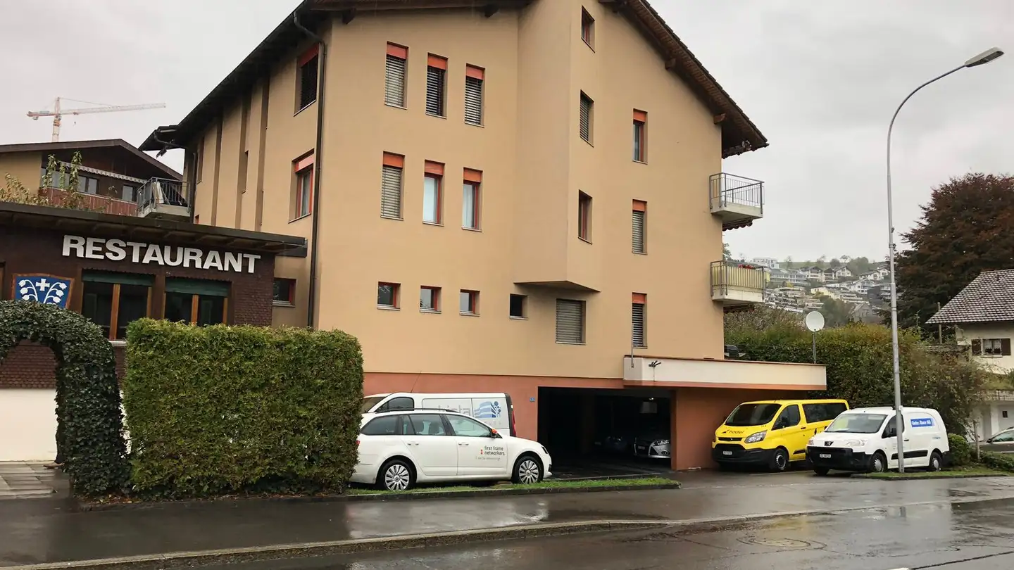 Parkplatz im Freien mieten - Morgartenstrasse 9, 6315 Oberägeri