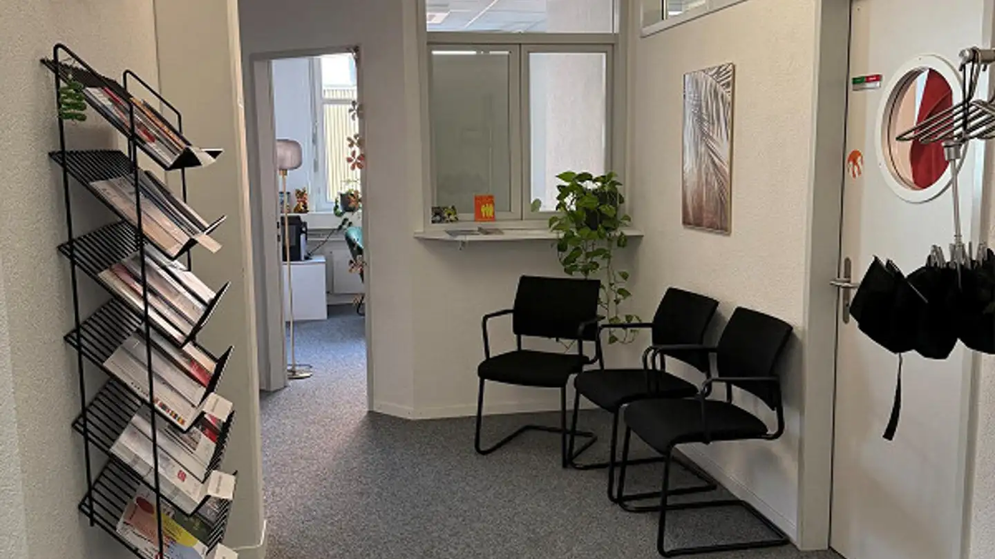 Bürofläche mieten - Frutigenstrasse 4, 3600 Thun - Foto 2