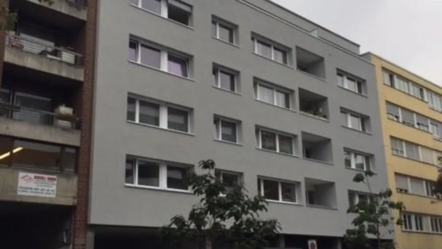 Indoor motorbike parking space for rent - Vogesenstrasse 137, 4056 Basel