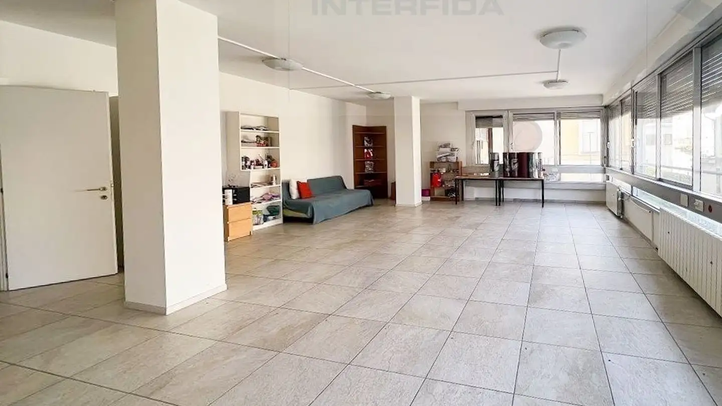 Bureau à louer - Via Vincenzo Vela 4, 6830 Chiasso - Photo 4