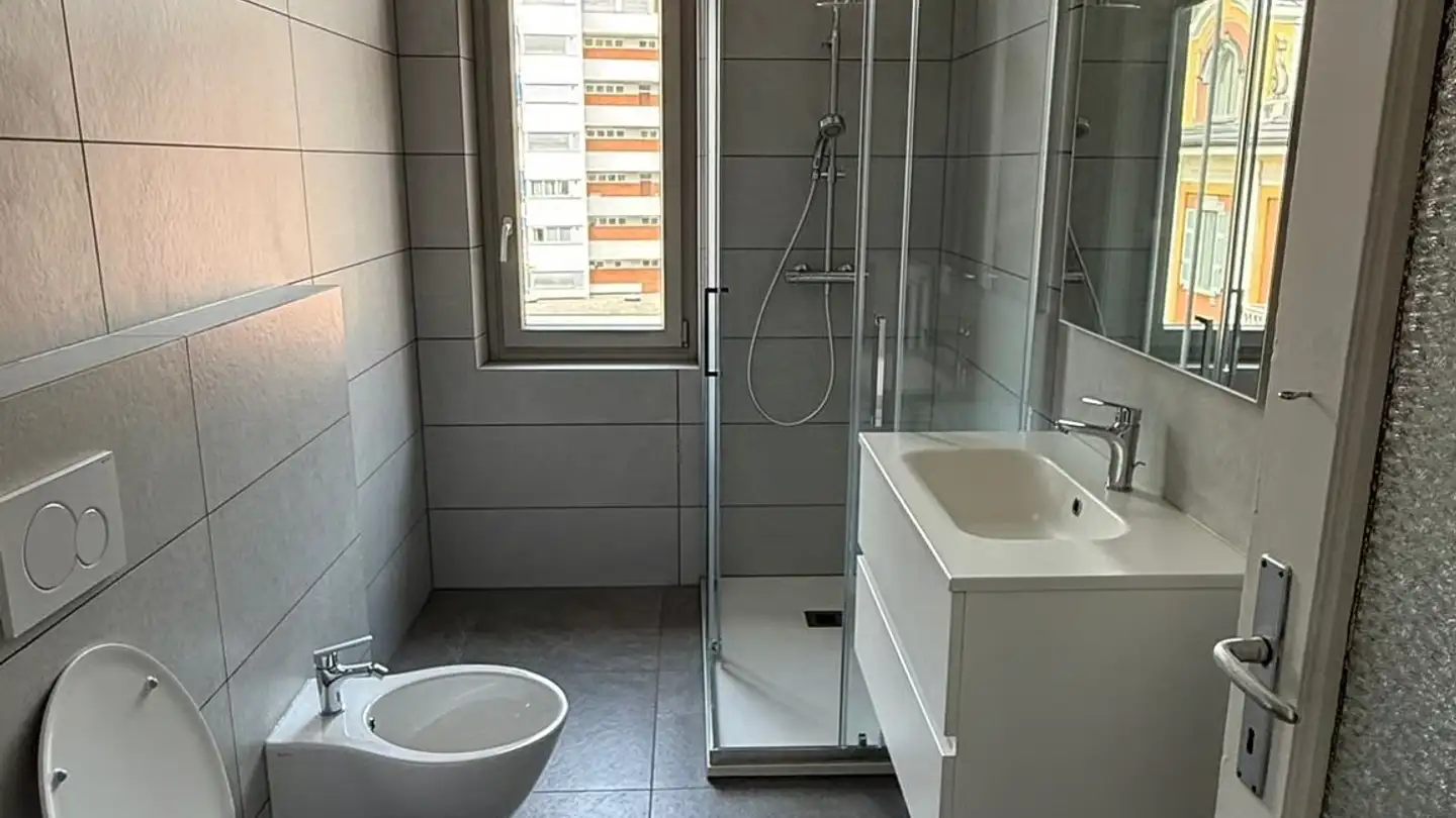 Wohnung mieten - Via Antonio Ciseri 2, 6830 Chiasso - Foto 2