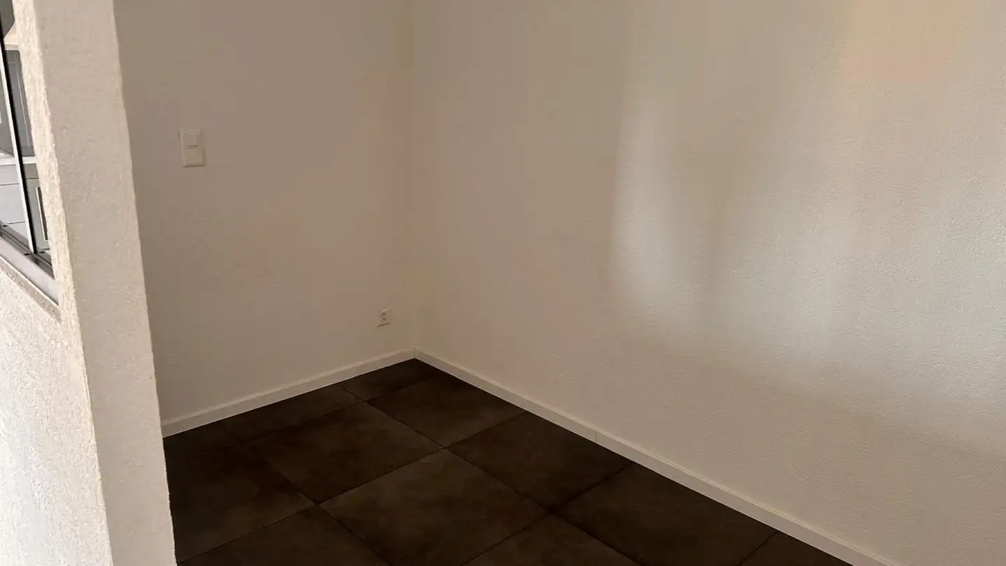 Appartement à louer - Rue De Porcena 14, 2035 Corcelles NE - Photo 3