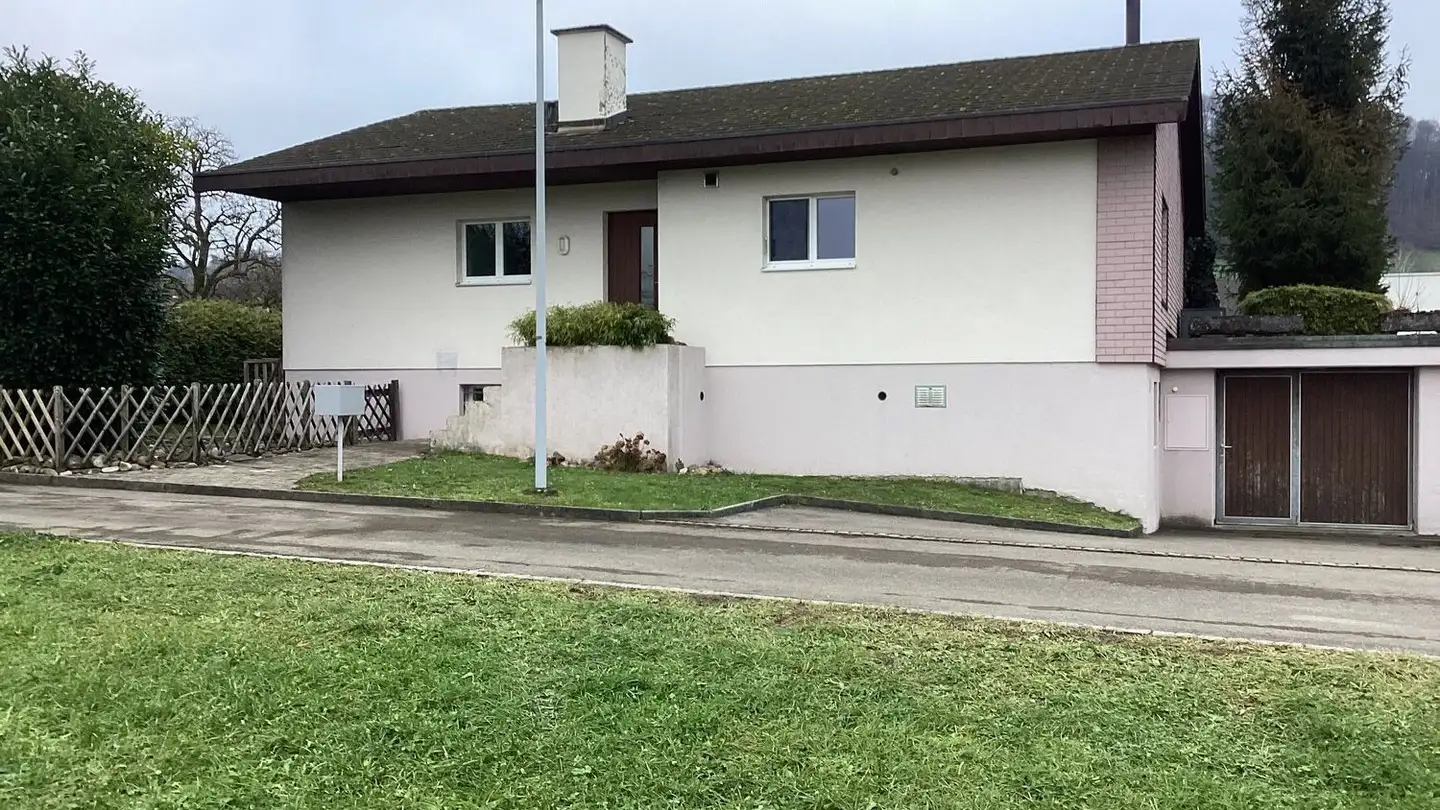 Einfamilienhaus mieten - Ueberbüelstrasse 7, 5506 Mägenwil