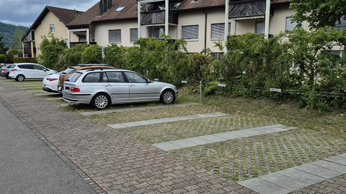 Parkplatz im Freien mieten - Obristweg 8, 4665 Oftringen - Foto 2