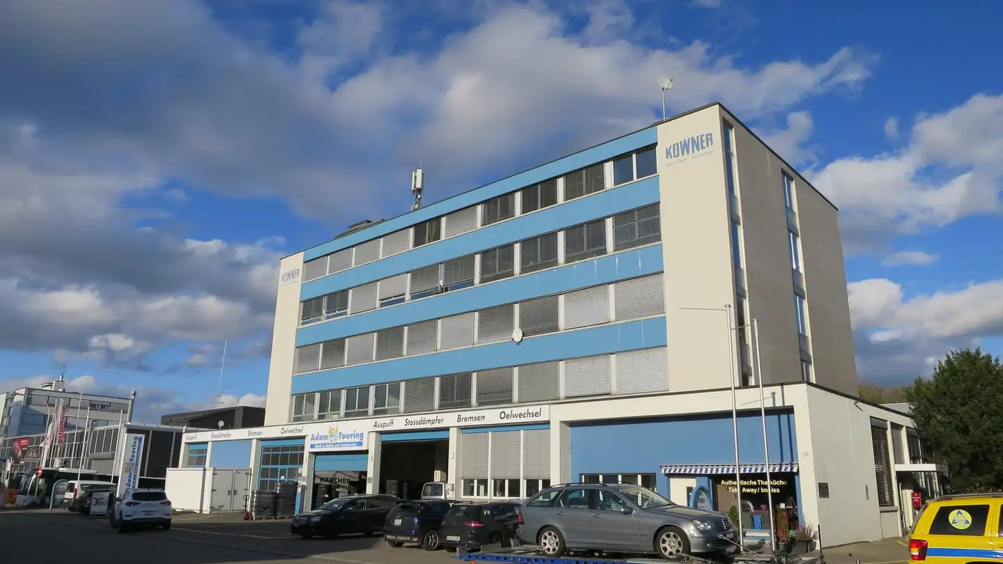 Commercial for rent - Althardstrasse 160, 8105 Regensdorf