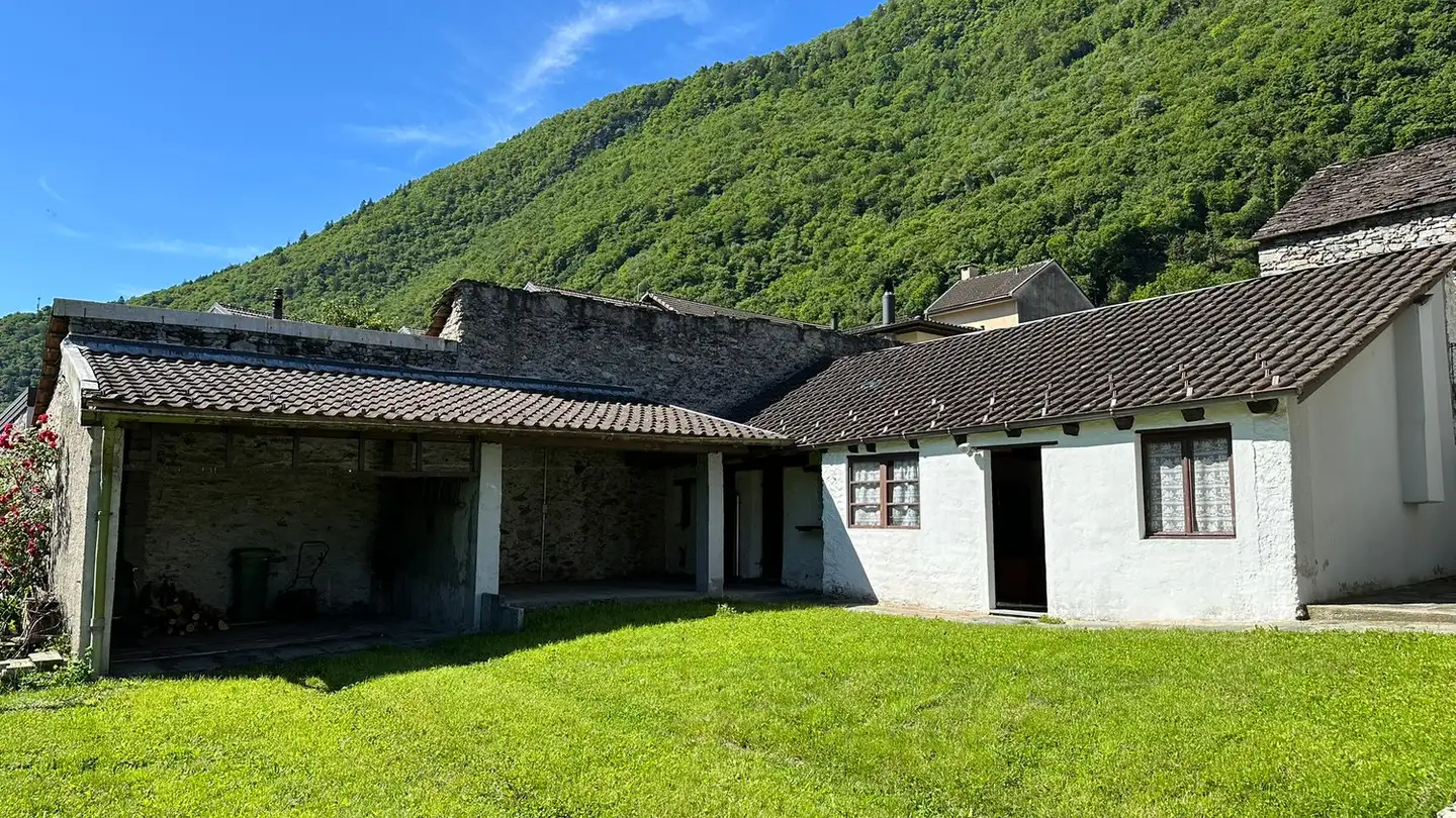 Casa bifamiliare in vendita - 6525 Gnosca - Photo 4