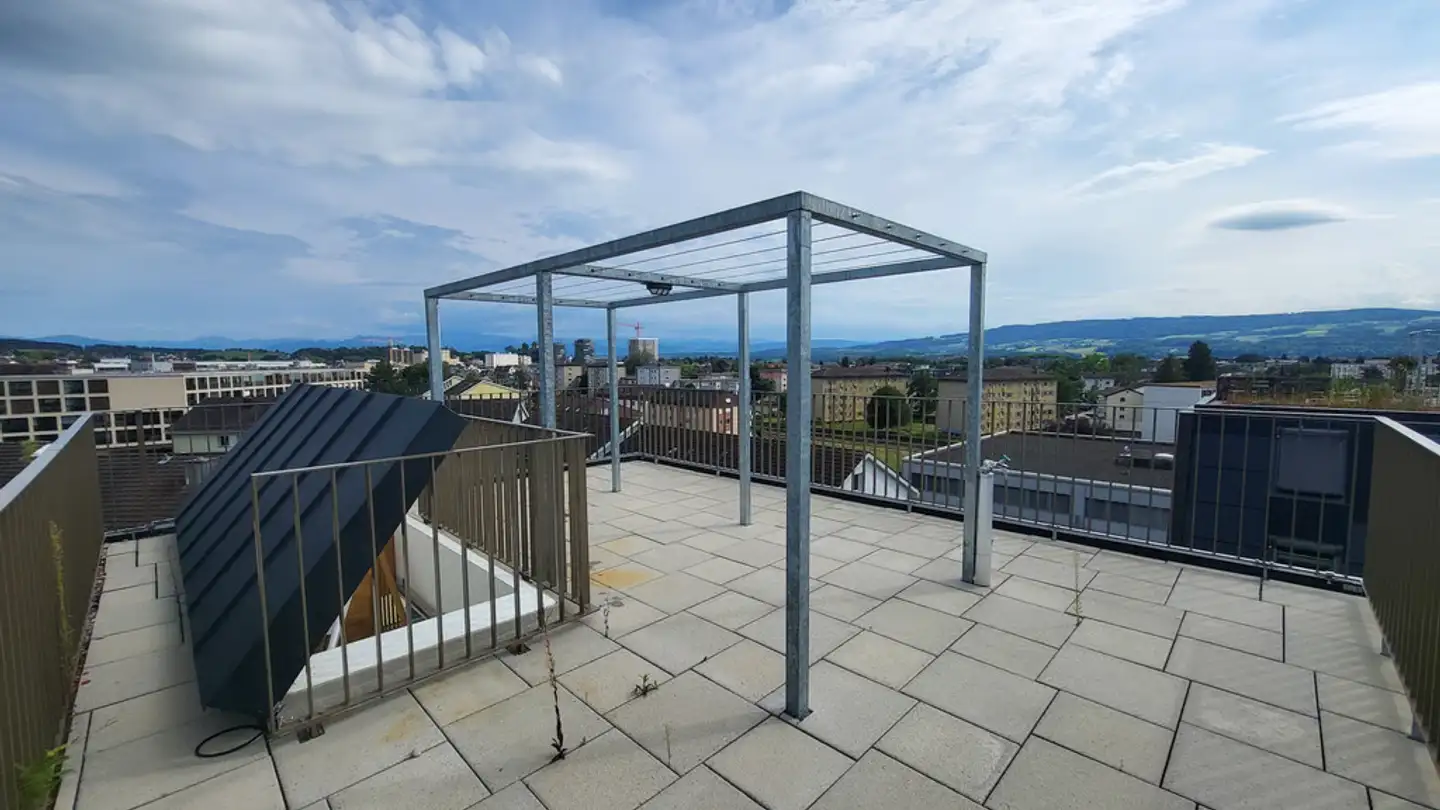Attique à louer - Gschwaderstrasse 22, 8610 Uster - Photo 2