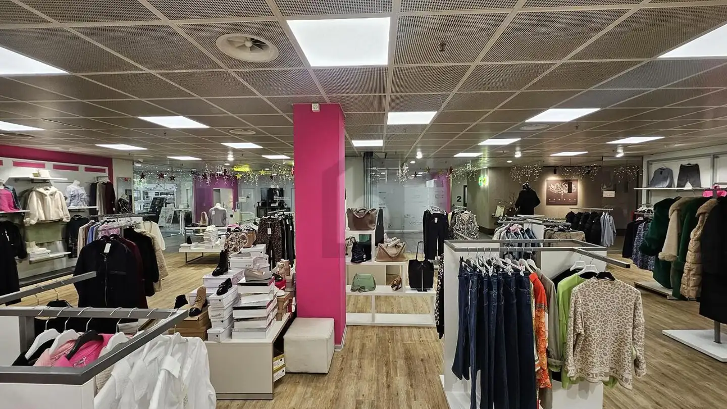 Magasin à louer - 8952 Schlieren - Photo 4