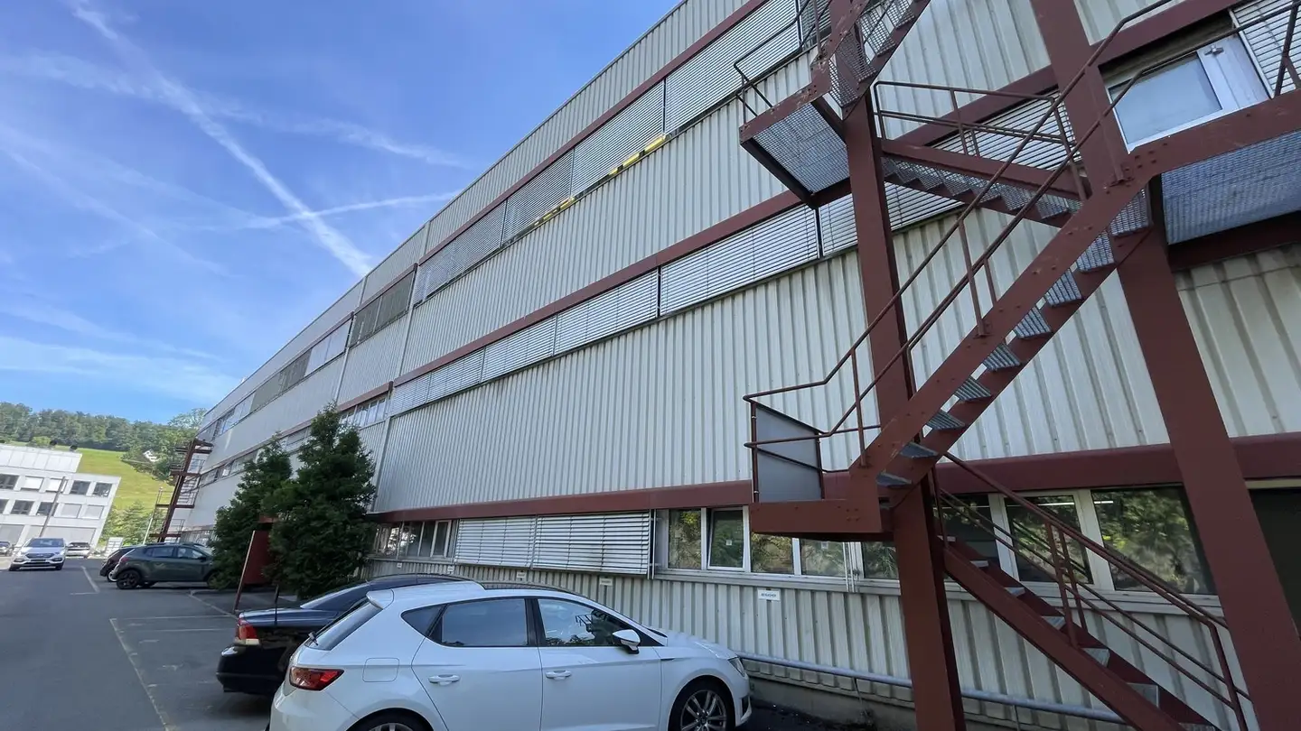 Commerciale in vendita - Sihlbruggstrasse 144, 6340 Baar - Foto 3