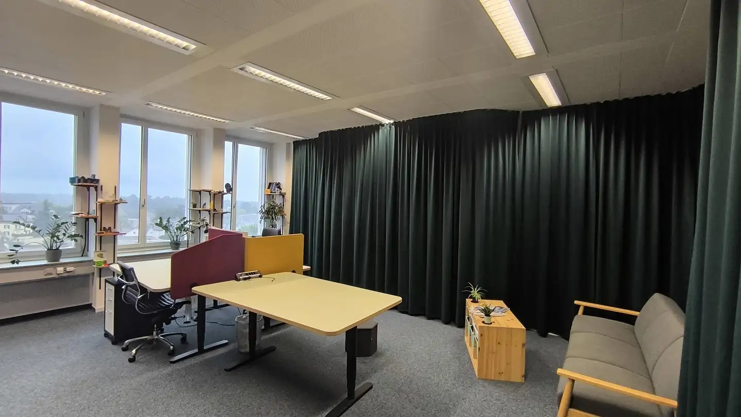 Bürofläche mieten - Joweid Zentrum 1, 8630 Rüti ZH