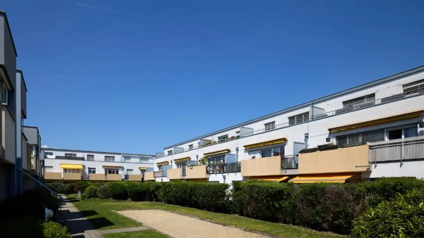Appartement à louer - Rue de la Gare 3, 1162 St-Prex - Photo 2
