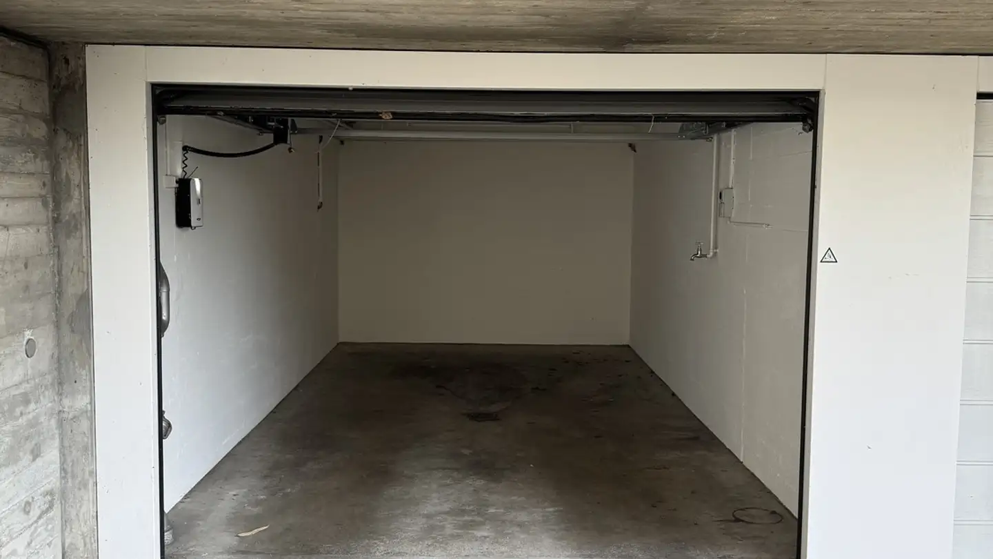 Parcheggio esterno in affitto - Witikonerstrasse 249, 8053 Zürich - Photo 2