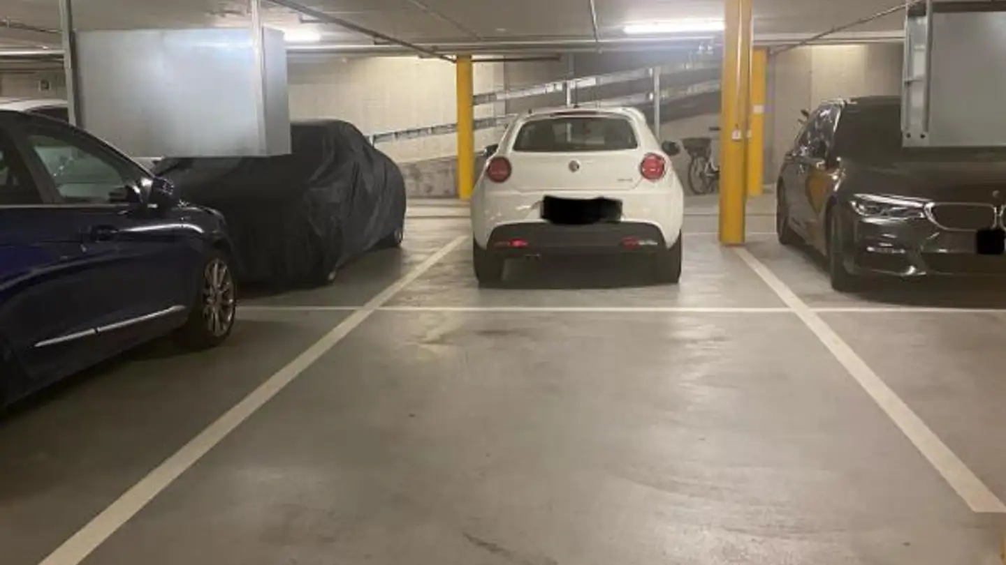 Place de parking souterraine à louer - Landenbergstrasse 3, 6005 Luzern