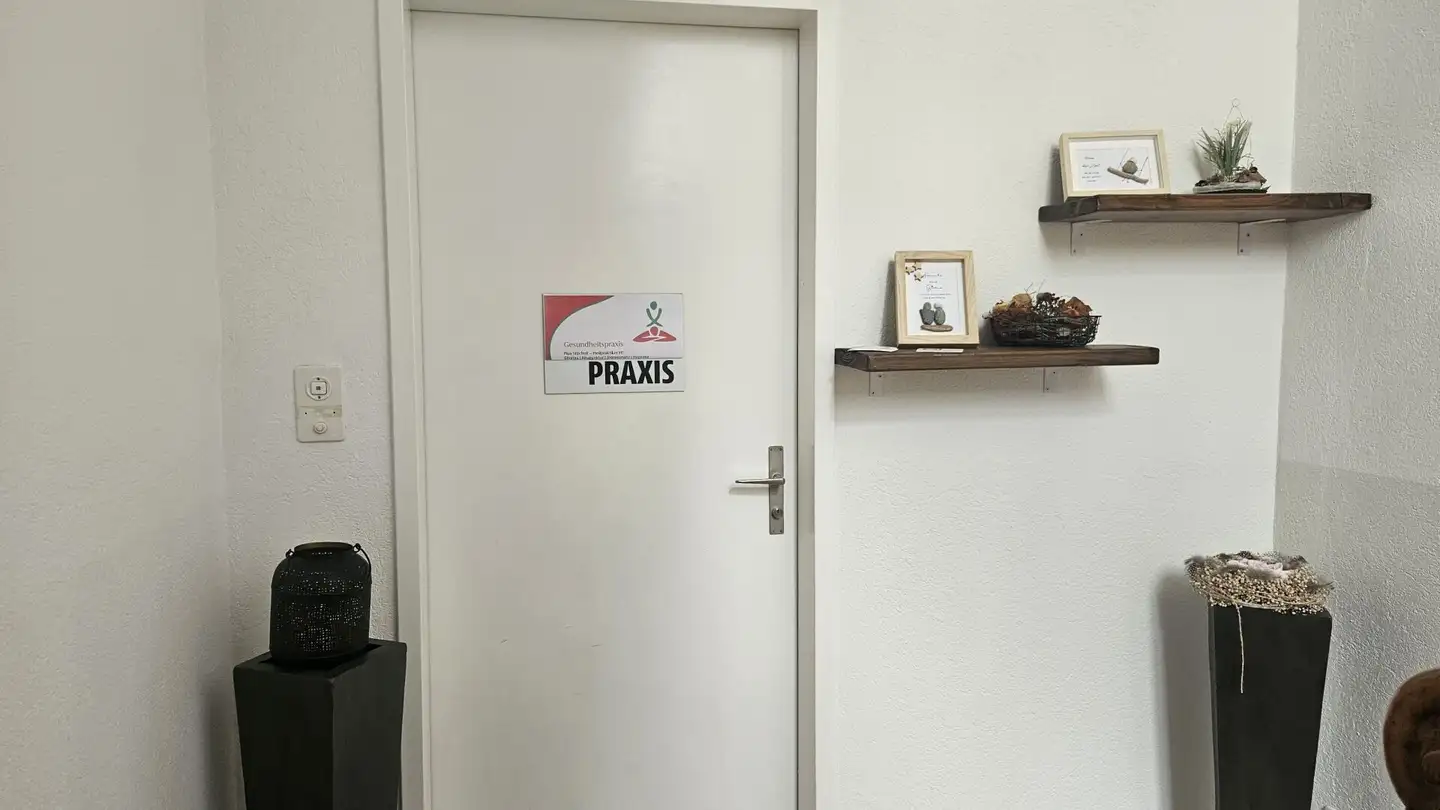 Office space for rent - Bahnhofstrasse 1, 5034 Suhr