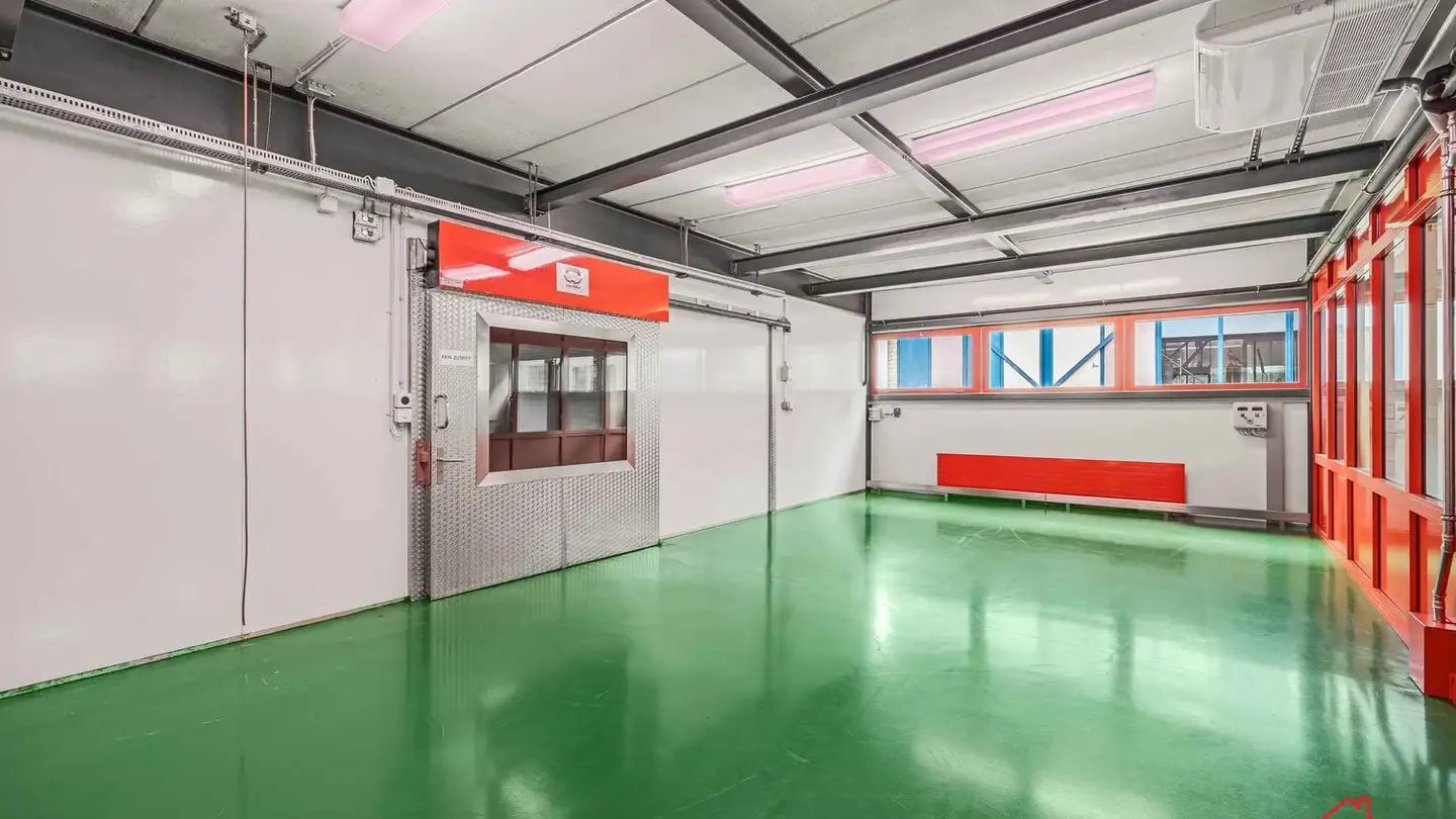 Commercial for sale - Talstrasse 55, 4112 Flüh - Photo 3