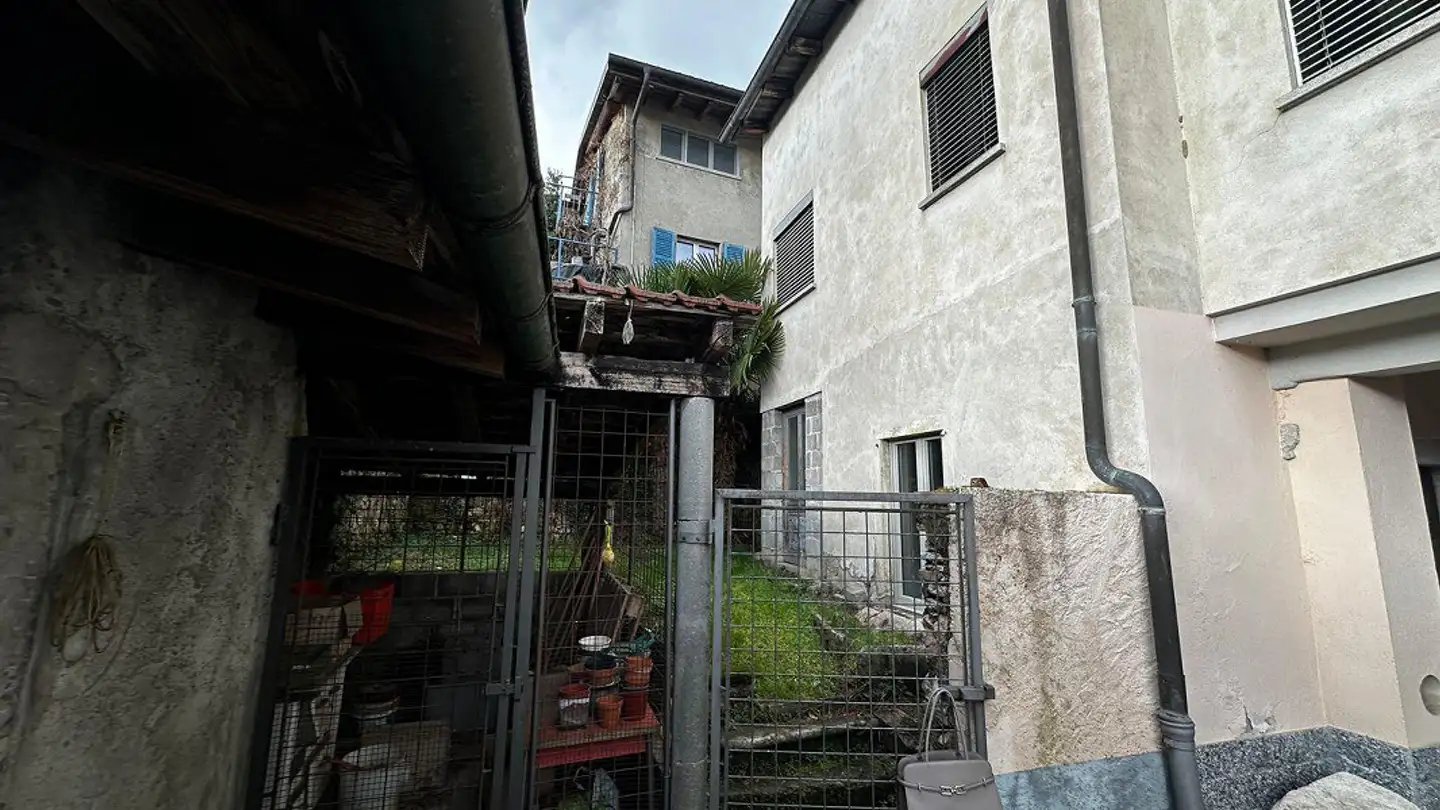 Single house for sale - 6864 Arzo - Photo 2